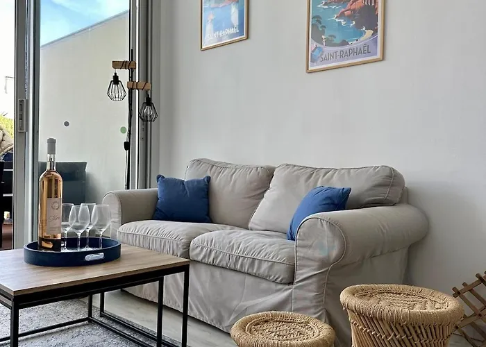 Duplex Bord De St Aygulf شقة